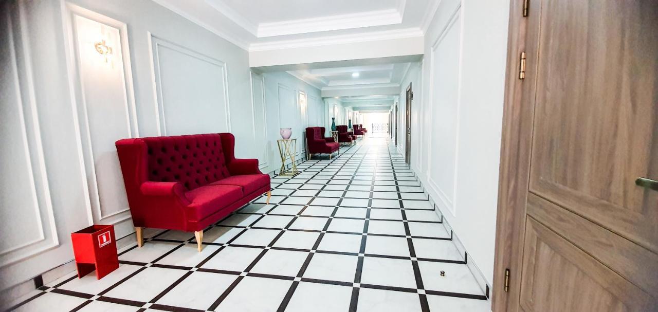 Grand Holiday Hall Pavlodar Bagian luar foto