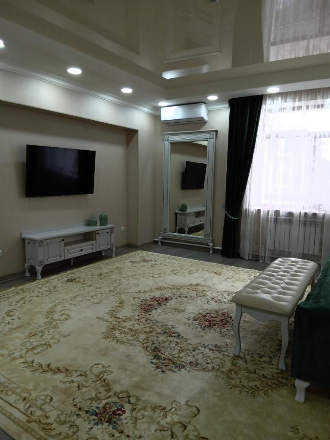 Grand Holiday Hall Pavlodar Bagian luar foto